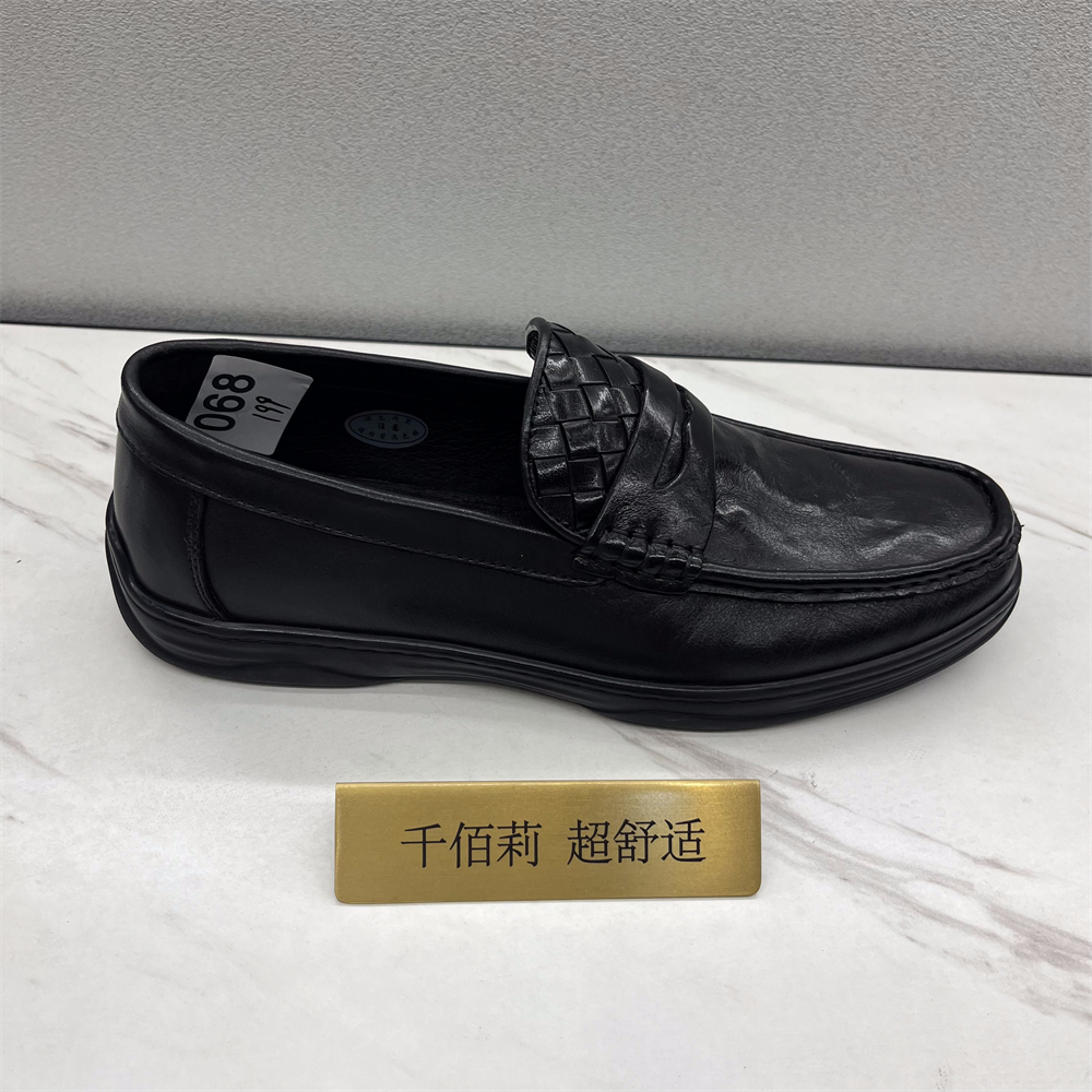 881D898休闲男鞋A068