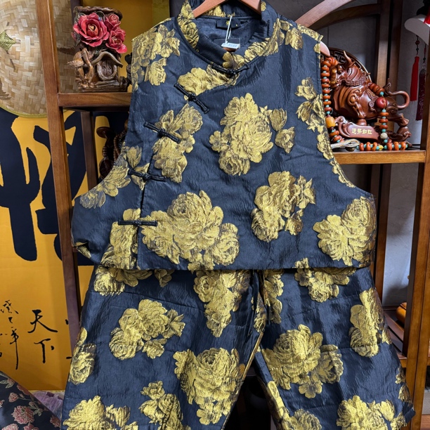 云贵人提花棉服套装3013