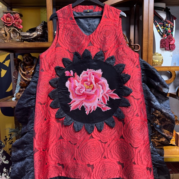 云贵人刺绣长裙4048