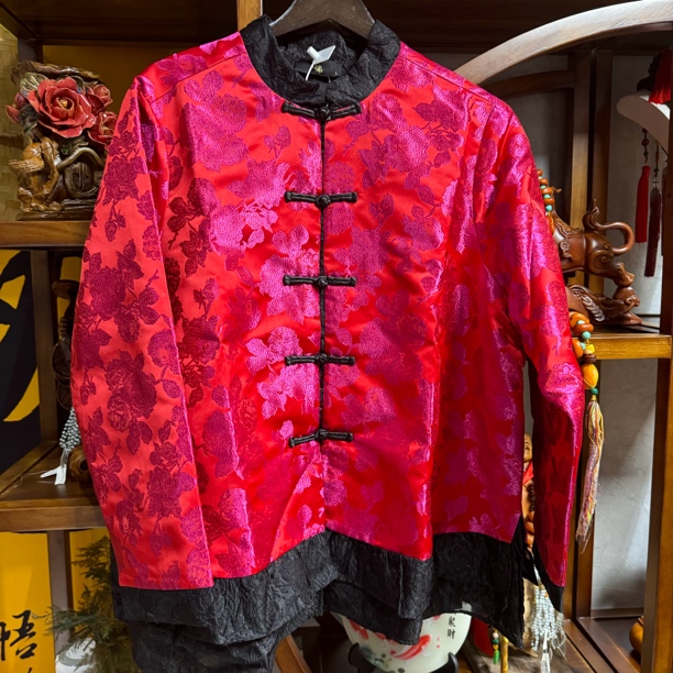 云贵人提花外套4044