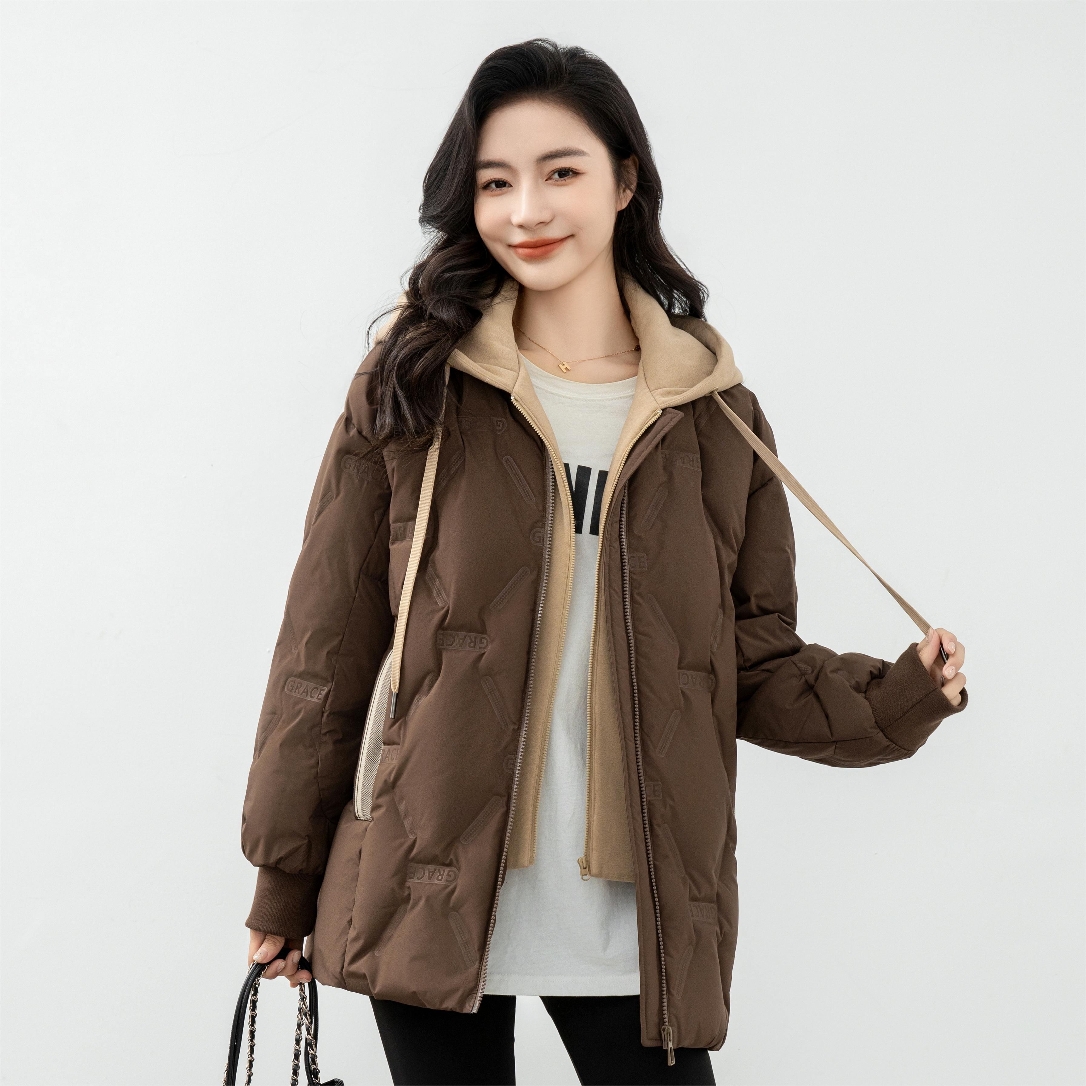 YAYA/鸭鸭潮流假两件羽绒服冬季百搭休闲连帽保暖外套YE3B635075L