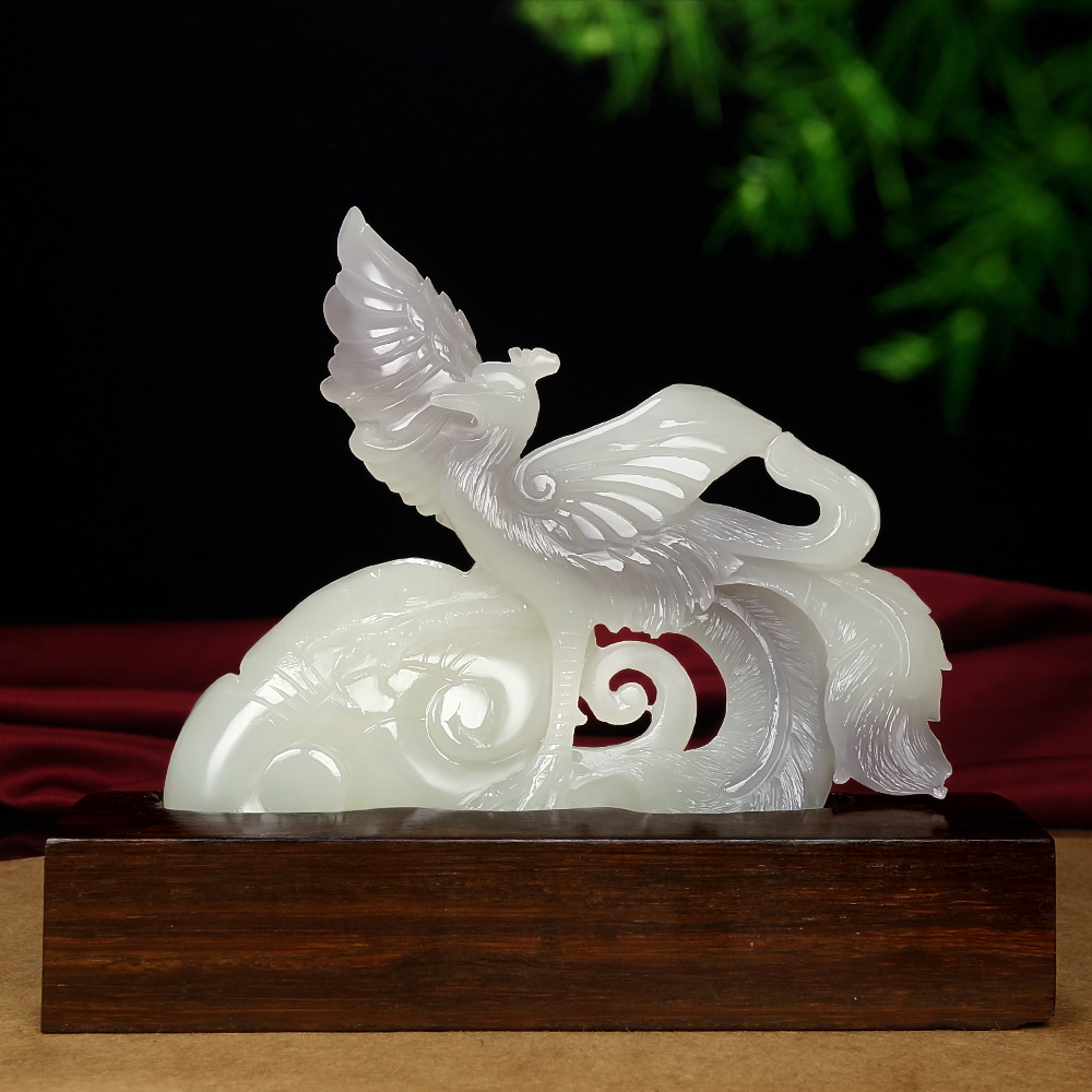 精品和田玉《凤舞九天》小摆 5229