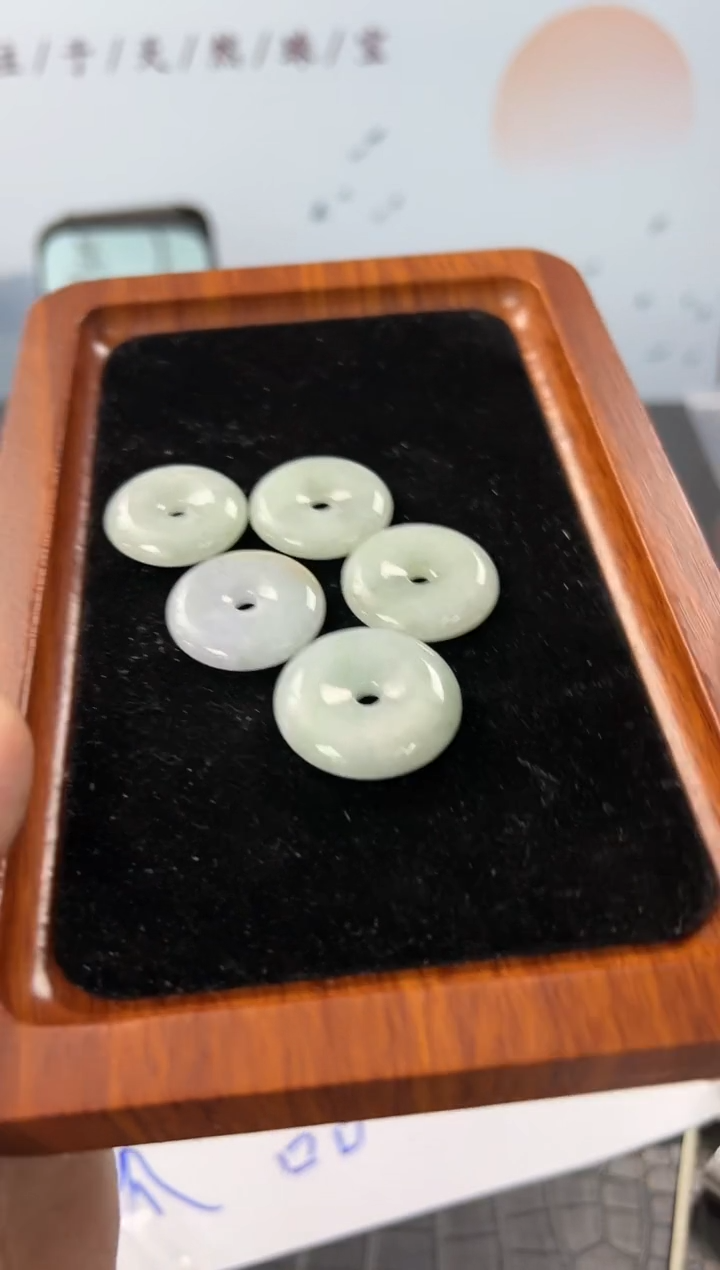【闪购商品】翡翠颈饰未镶嵌86