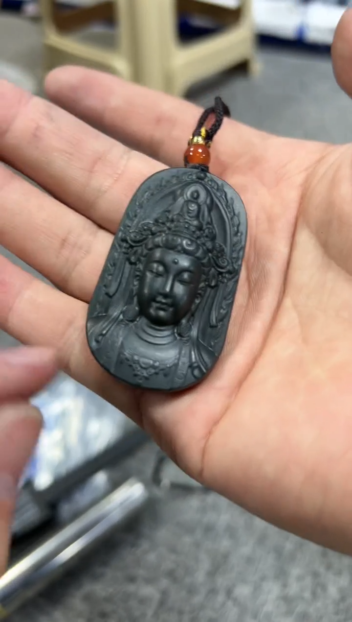 【闪购商品】和田玉吊坠(赠链)未镶嵌258