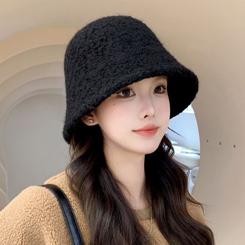 帽子女秋冬季羊羔毛渔夫帽黑色素颜显脸小水桶帽大脸保暖毛绒盆帽