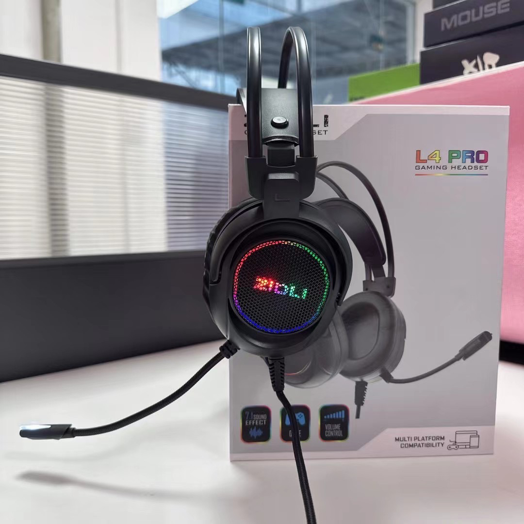 全新未使用  磁动力L4PRO耳机 听声辨位耳机