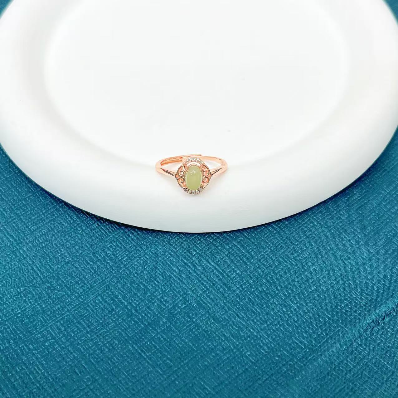 【表哥专属】天然新疆和田玉碧玉设计款戒指S189