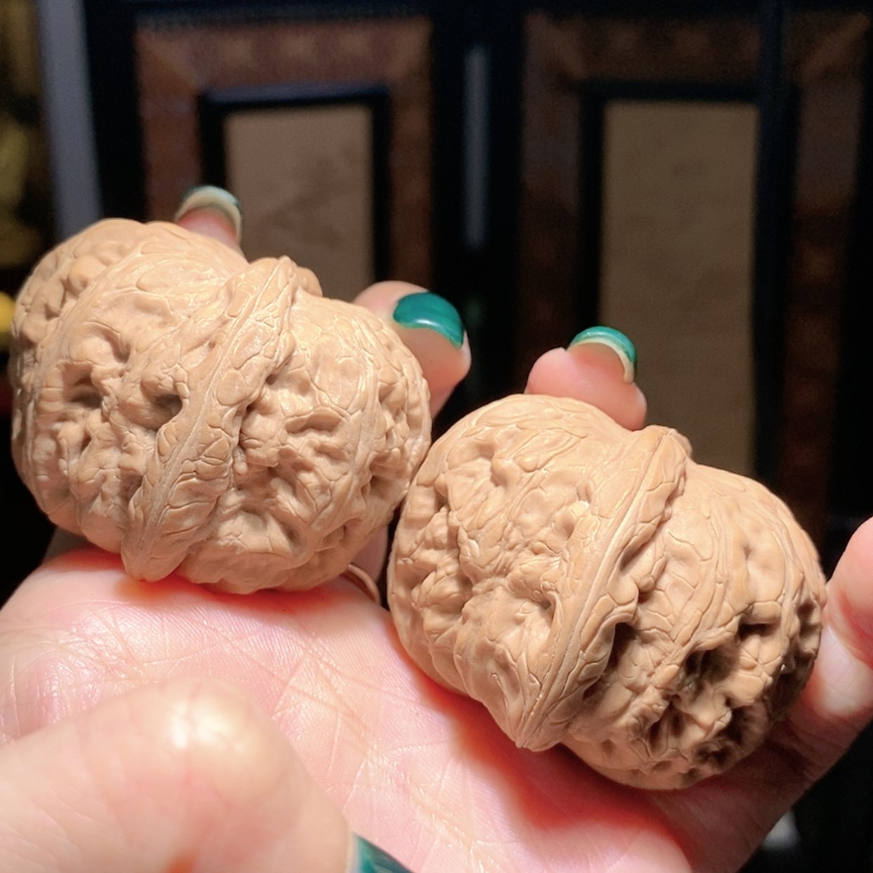 【闪购商品】文玩核桃把件还**点