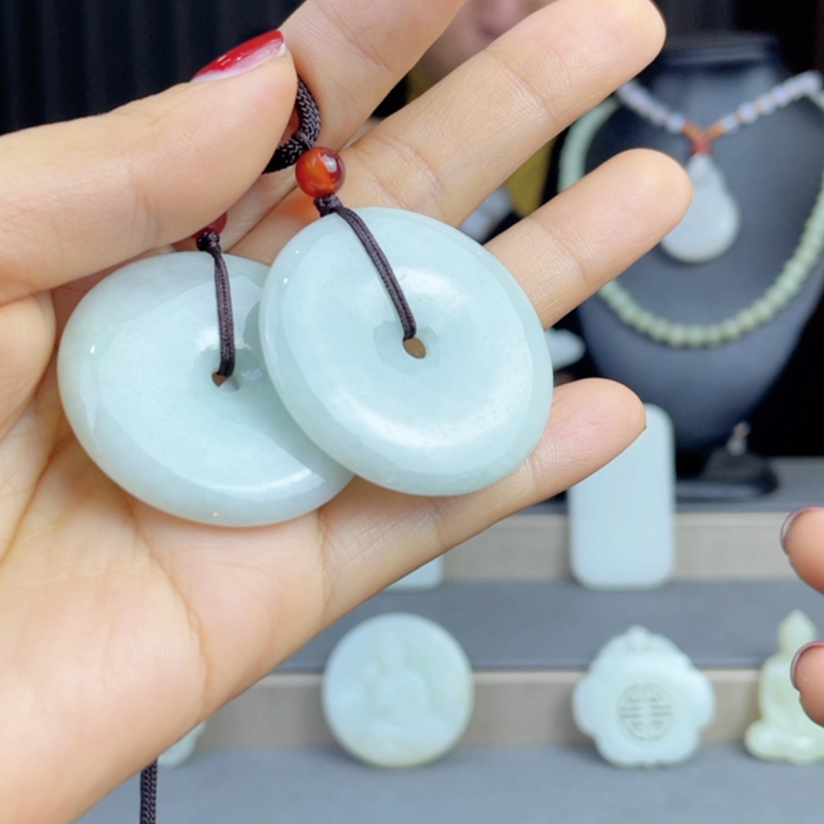 【闪购商品】翡翠颈饰未镶嵌