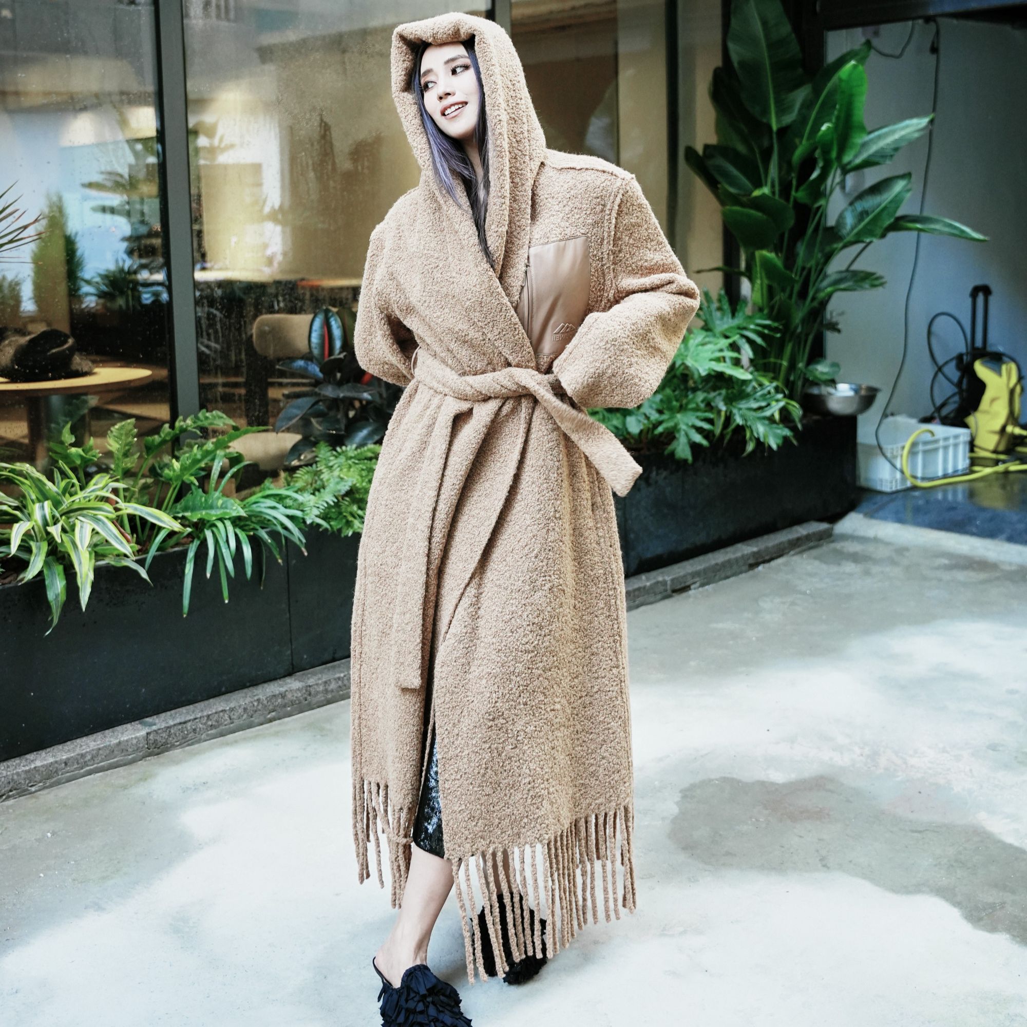 有尾YOUWEI毛呢长款保暖户外加绒秋冬季翻领大衣Y3923303高智淡人