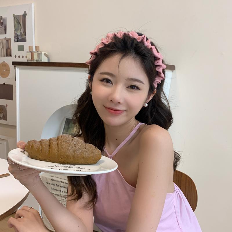 褶皱优雅头饰布艺发箍美少女日常宽边韩版公主风爱心头箍百搭清新