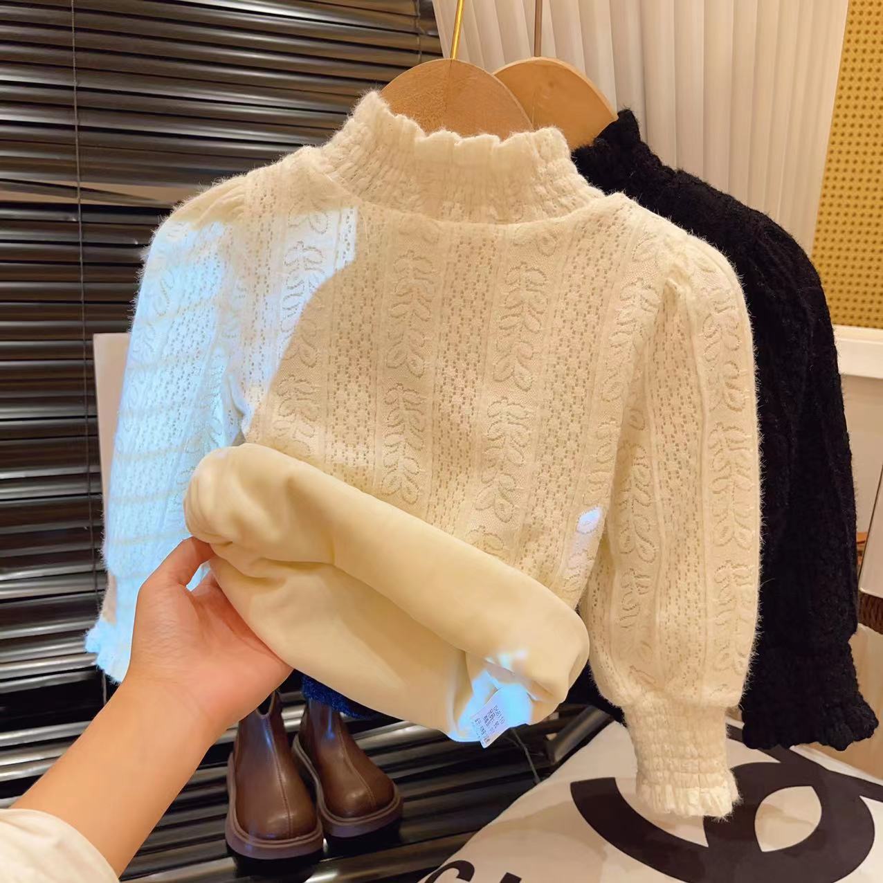 新品童装女童蕾丝打底衫童装冬装加绒加厚高领长袖百搭休闲上衣