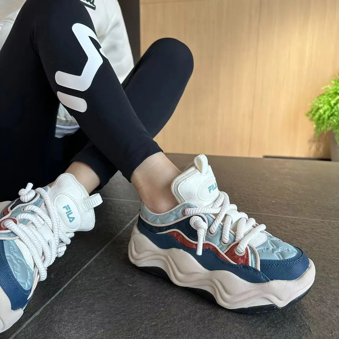 Fila/斐乐情侣款【增高厚底流沙鞋】复古百搭面包鞋F12W341225F