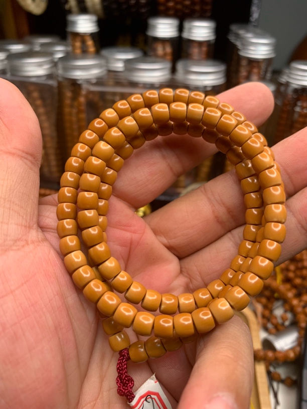 老挝核几乎全无白没三花白长串