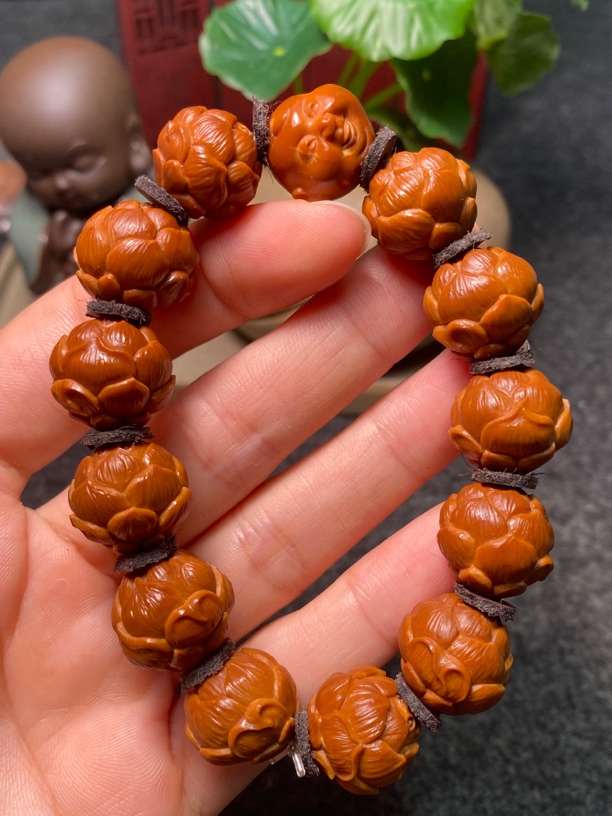 橄榄核手串 一品清莲