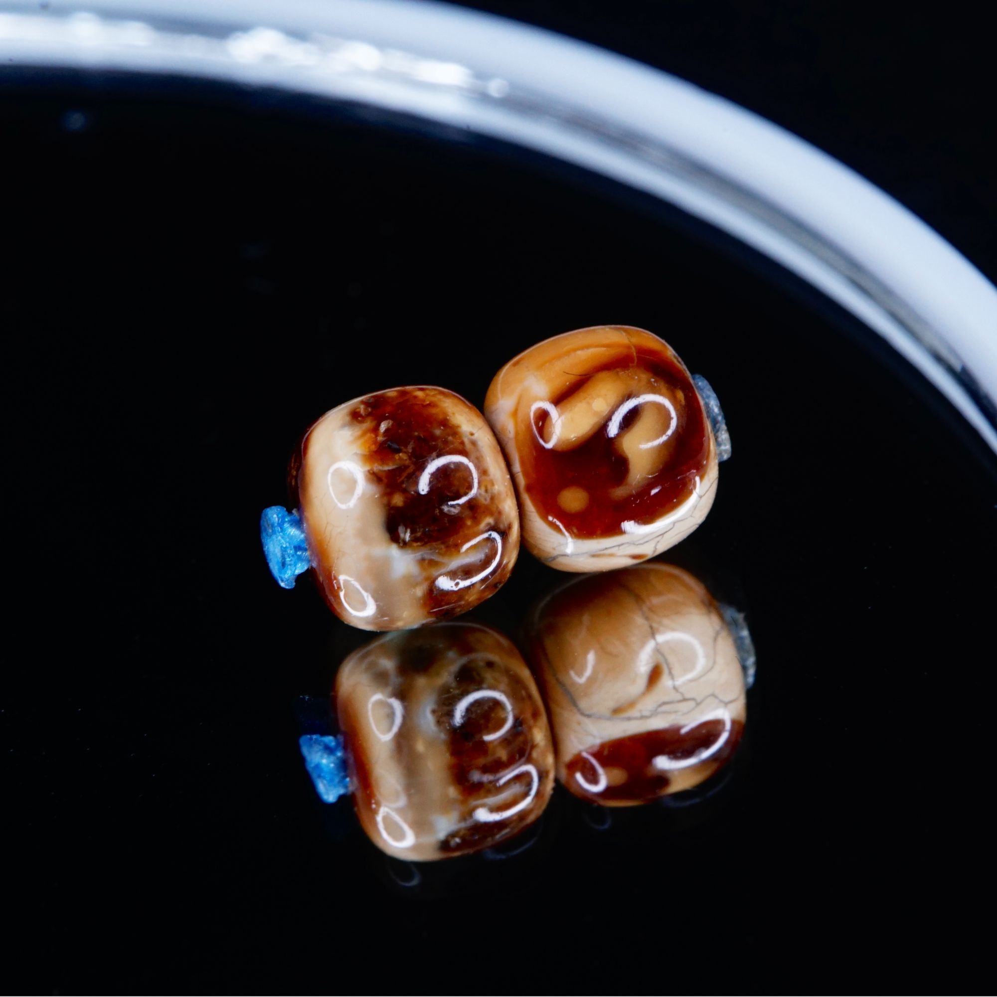 天然琥珀蜜蜡 6.5mm沁色满蜡妖花老型对珠 精工手作文玩配饰