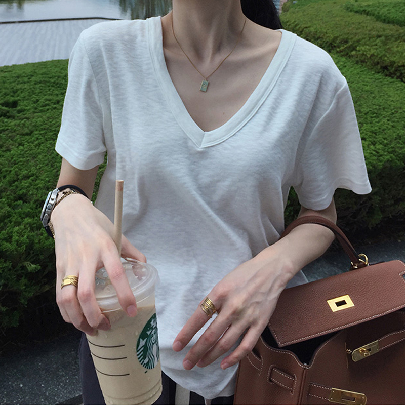 年谜V领竹节棉短袖t恤女大领口2025春夏宽松百搭洋气打底衫纯透气