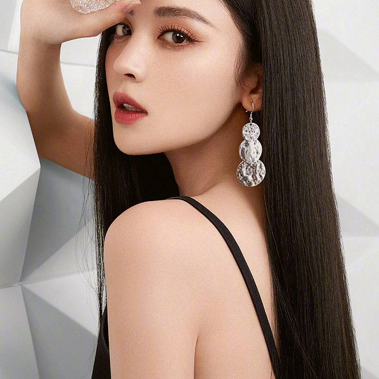 925银耳饰 时尚大耳环女通体S925纯银长款耳饰显瘦脸耳坠圆形亮片