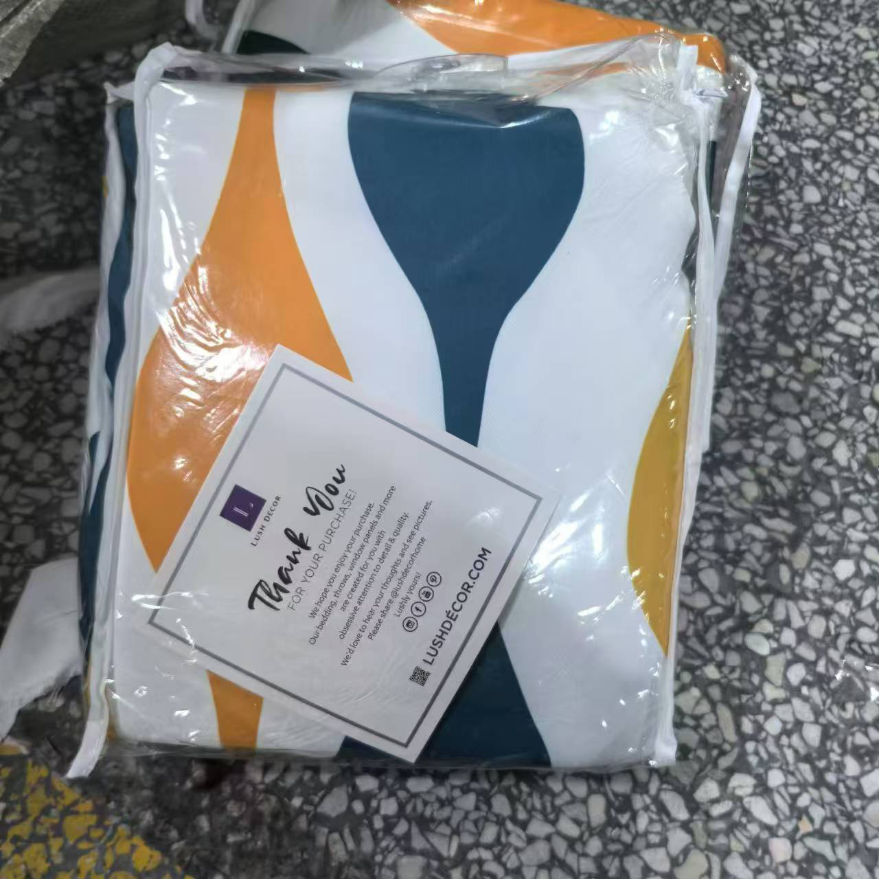 橘色波浪纹穿杆遮光窗帘 单片132*241 发一对