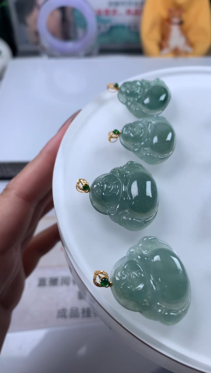 【闪购商品】翡翠挂件18K金镶嵌佛公多样性发一件