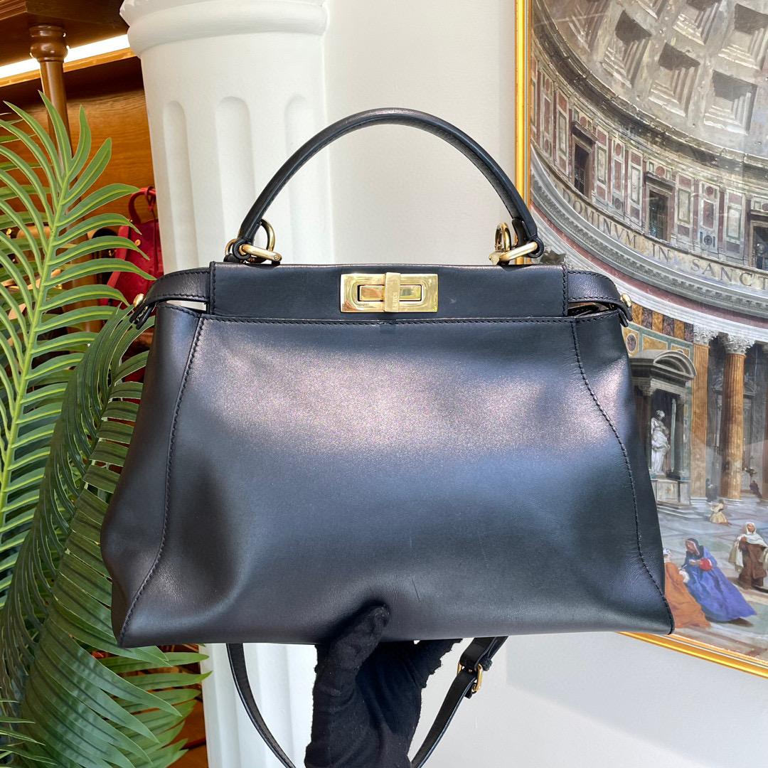 95新 FENDI/芬迪 御古屋/43826/大号peekaboo斜挎包