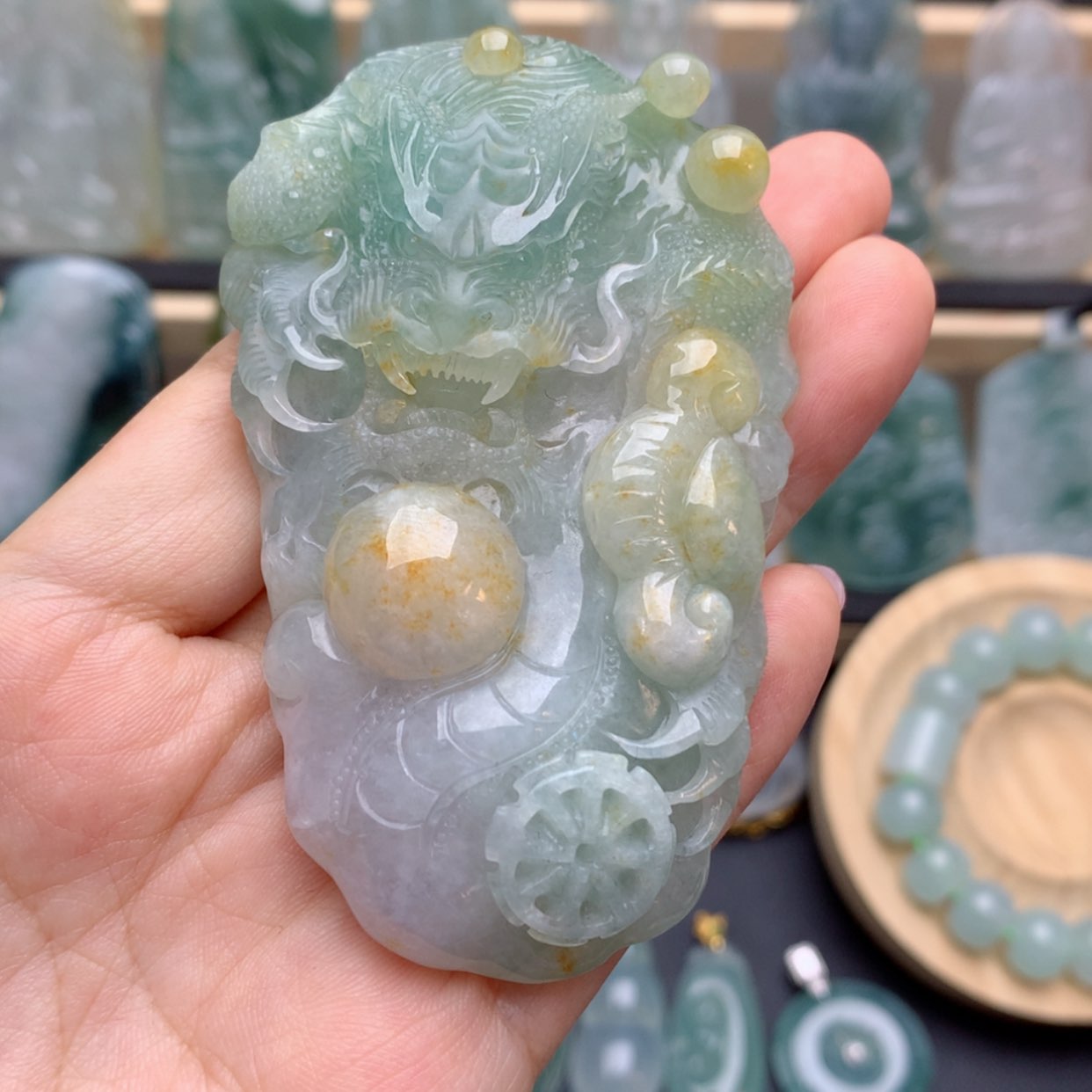 【闪购商品】翡翠颈饰未镶嵌?****9