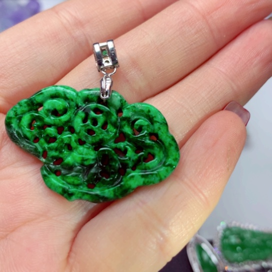 翡翠吊坠(不含链)未镶嵌