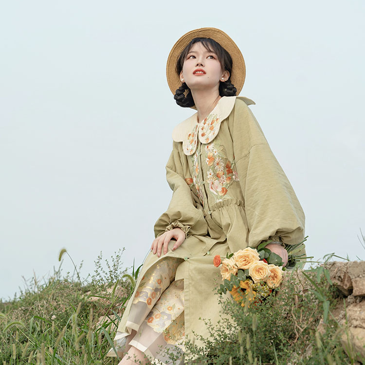 【寻山谣】‘连衣裙’ 原创郁金香绣花娃娃领连衣裙国风汉元素