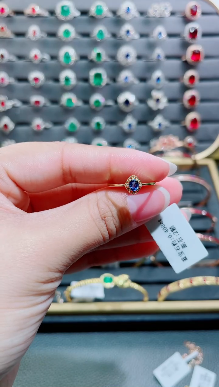 【闪购商品】蓝宝石戒指18K金镶嵌·