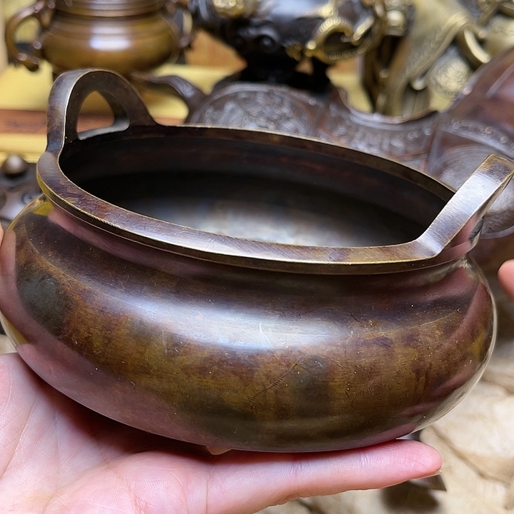 精品铜器批发档口