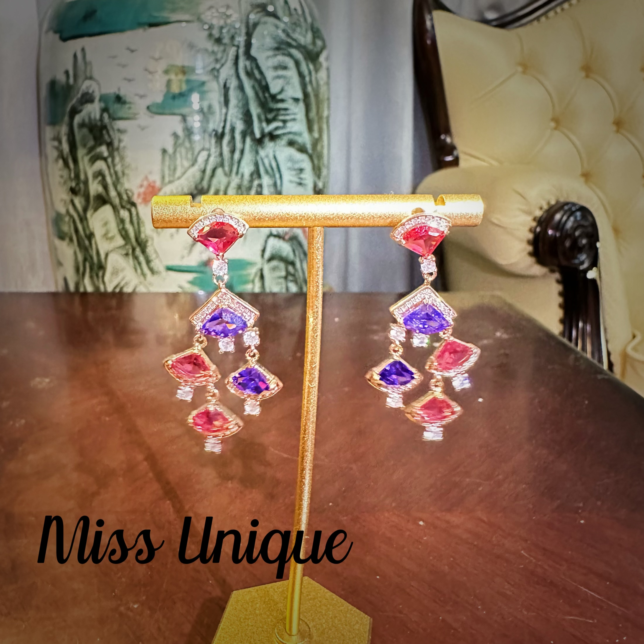 S6128宝家红紫扇子耳环