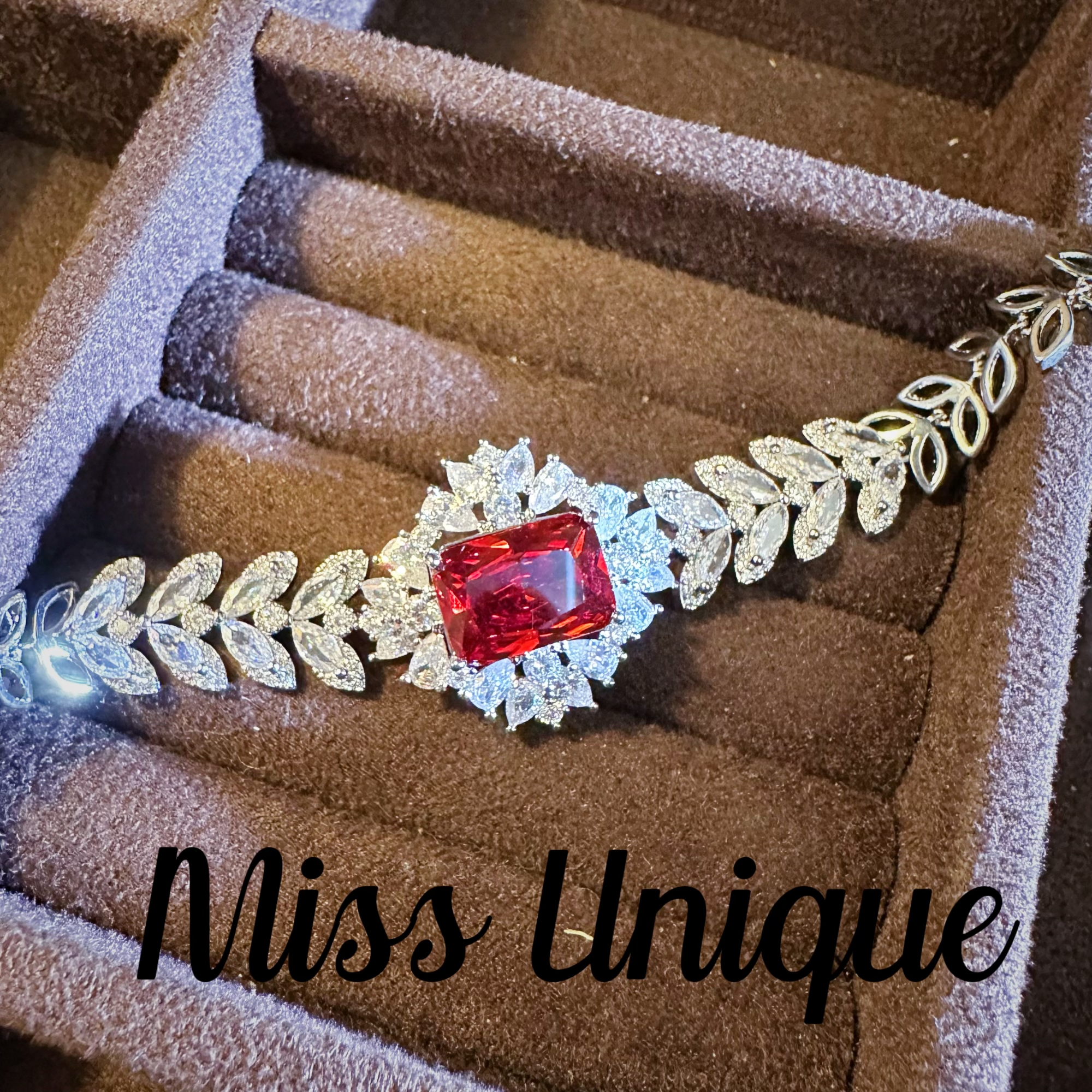  D4021红色方糖麦穗手链