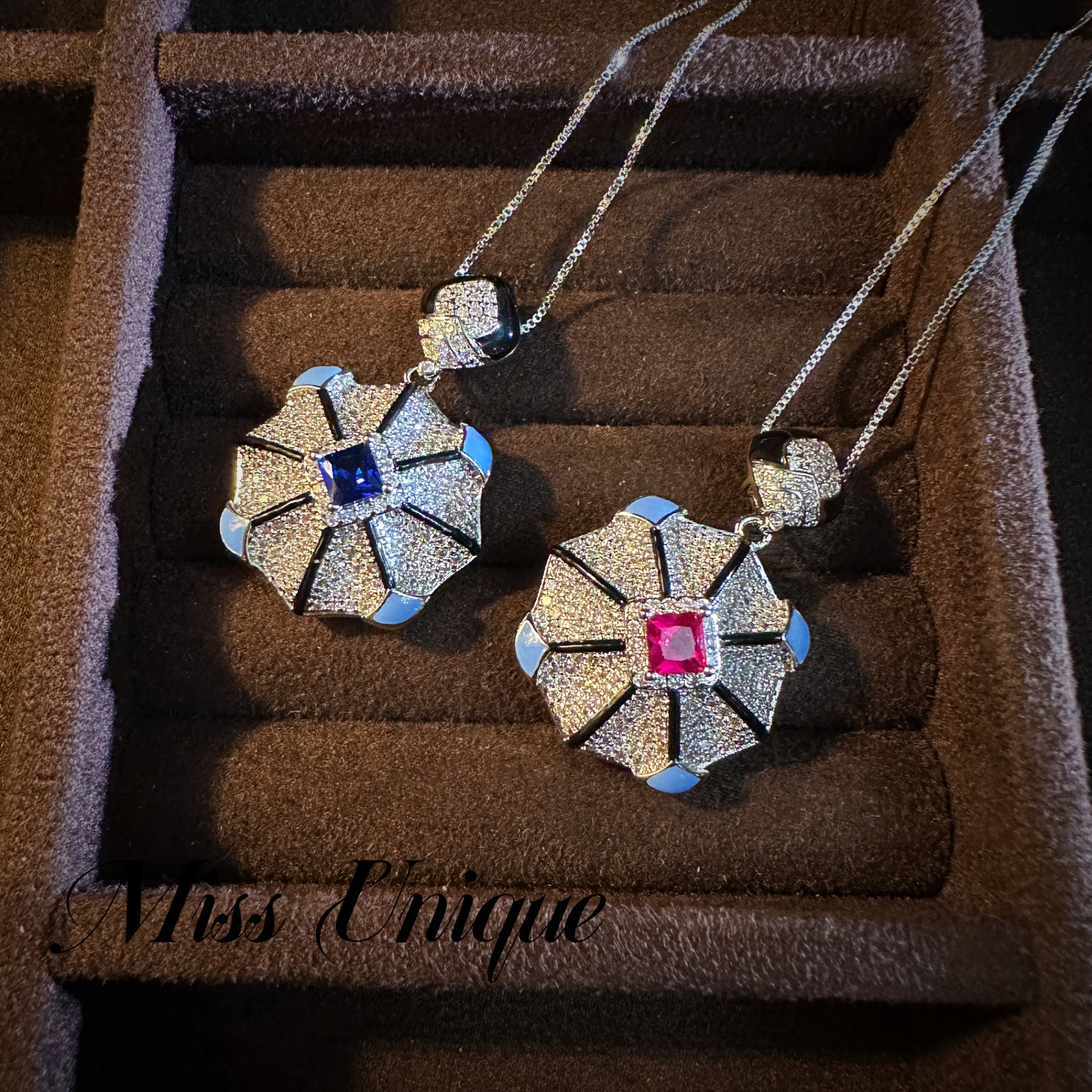  S6538红蓝几何八瓣项链