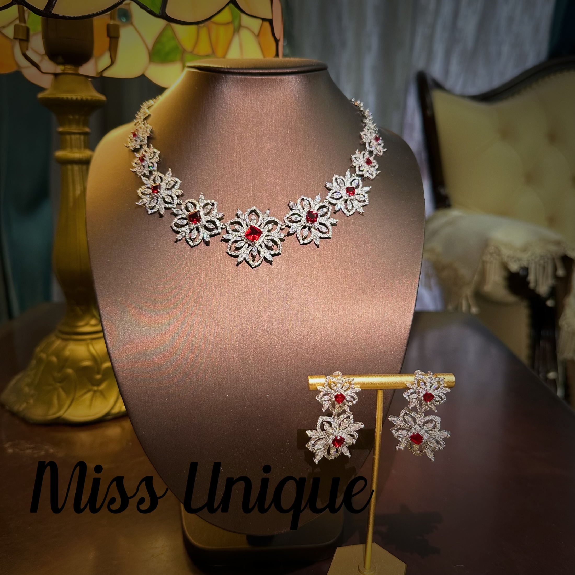   S6336桃花源记花朵项链套装