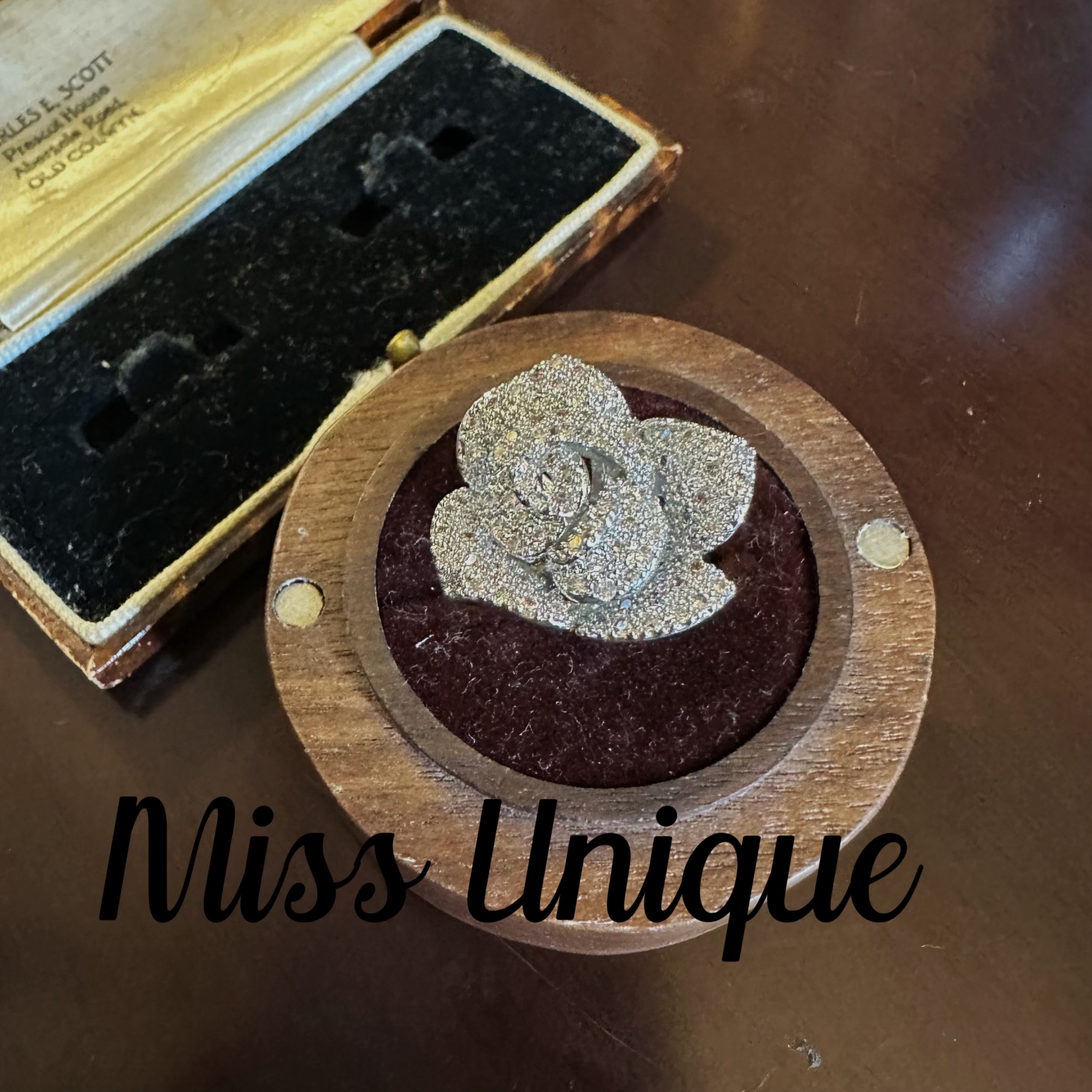    E8186日常银色山茶花戒指