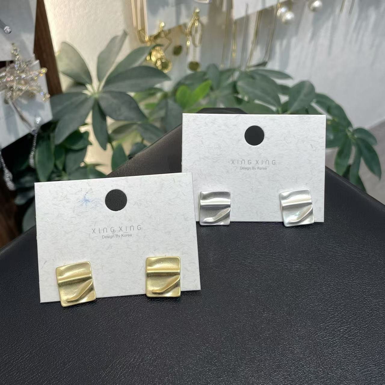 铜合金耳饰 PINK PIG方形D05拉丝褶皱耳钉个性时尚轻奢