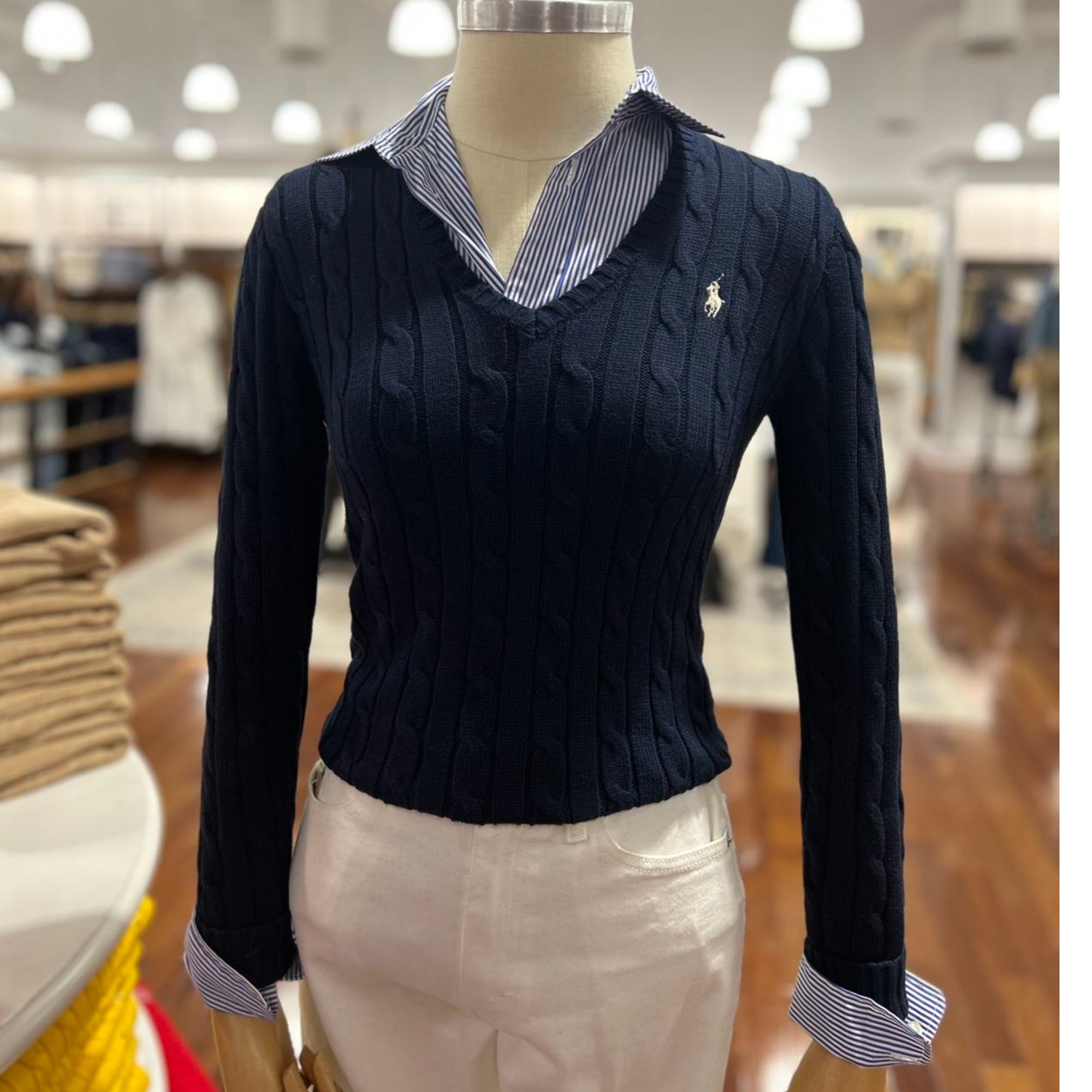 奥莱拉夫劳伦女士标准款编织麻花V领毛衣建议卡码 喜欢宽松拍大