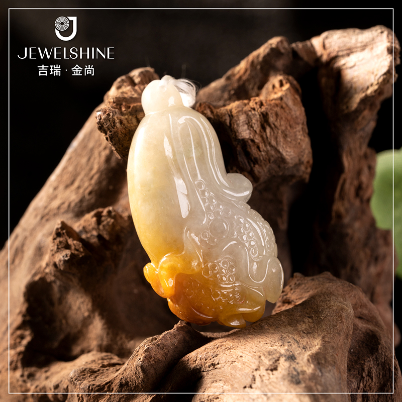 天然翡翠A货冰雕飘绿白菜吊坠