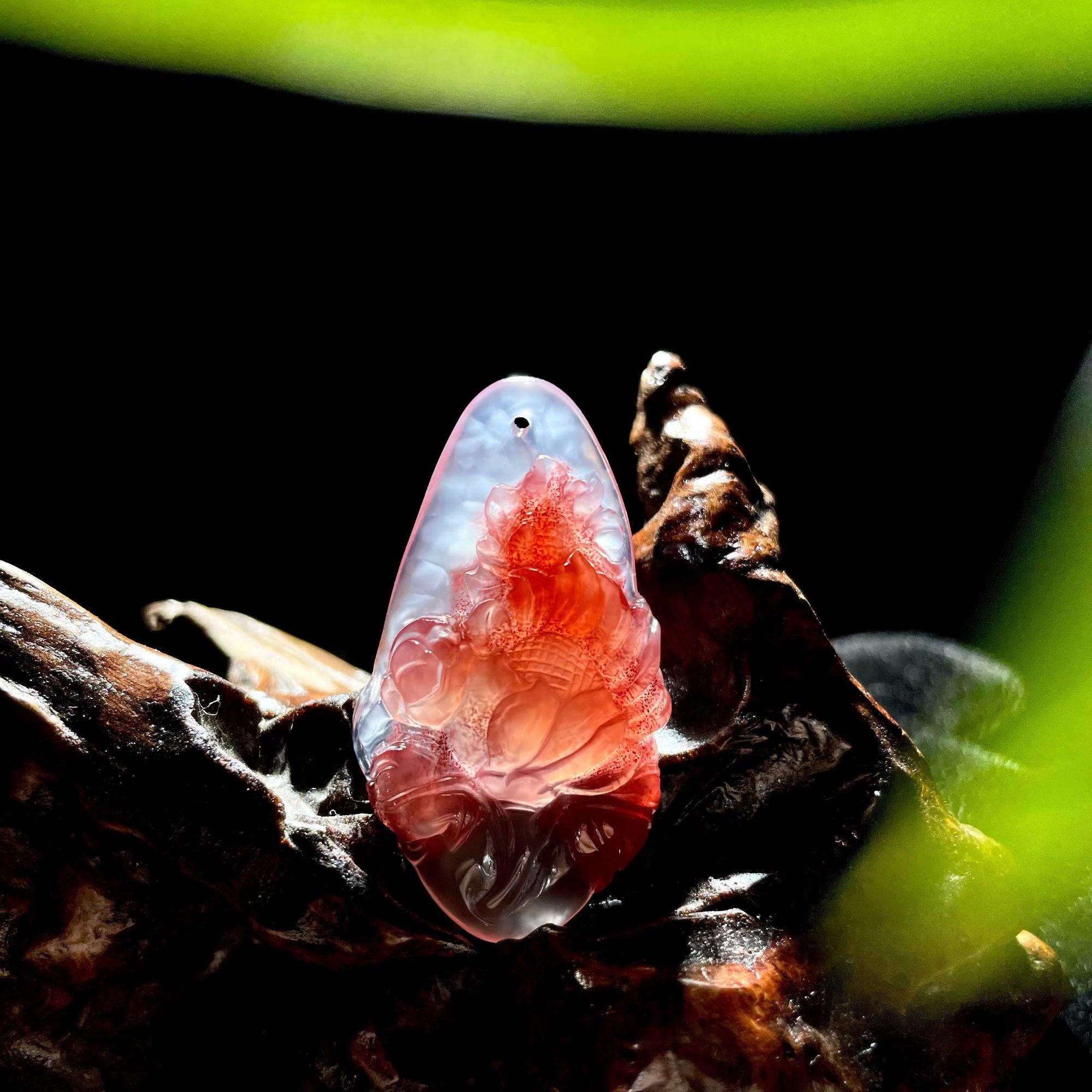 阿拉善糖心玛瑙草莓点一束花吊坠挂件通用款--好看的