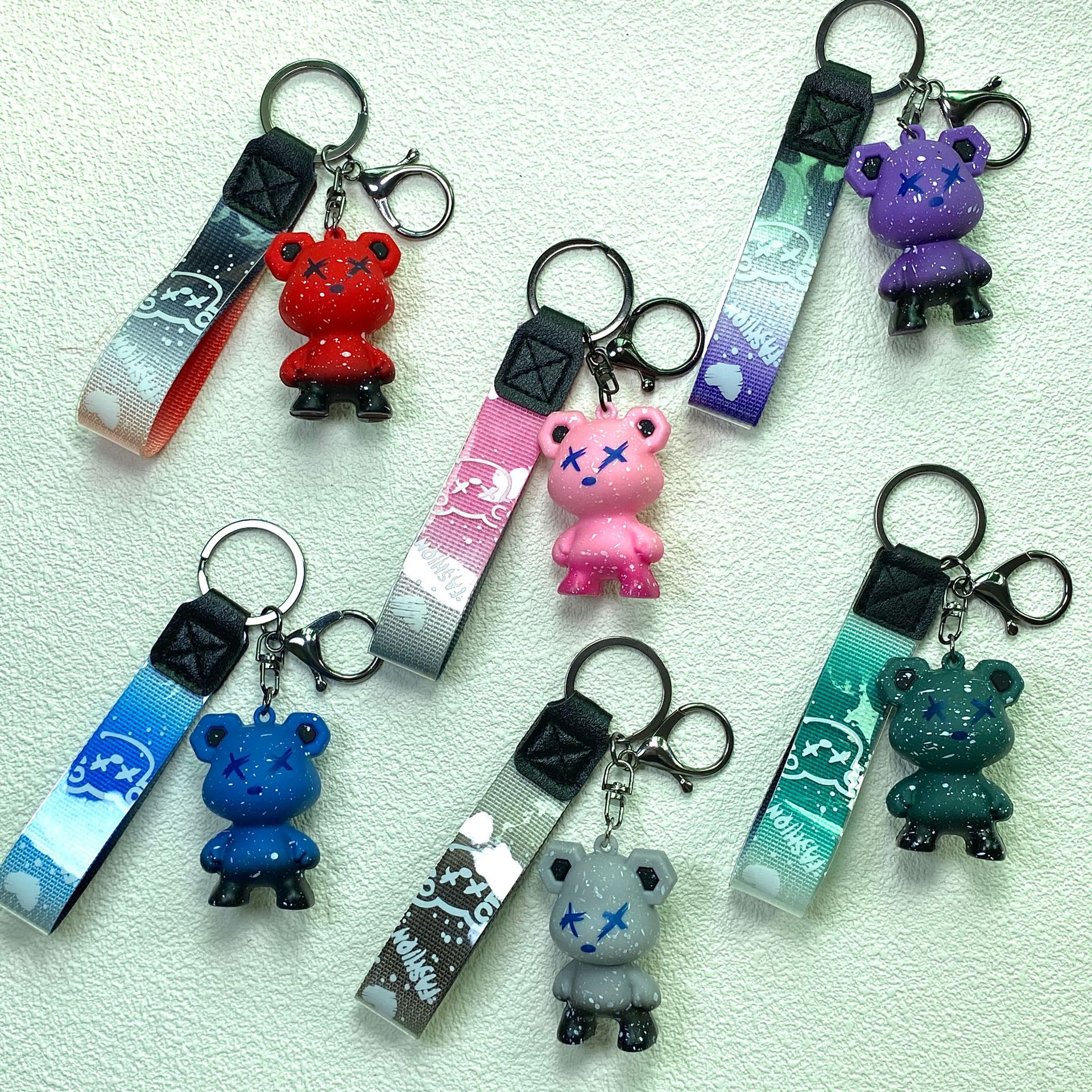 潮牌变色渐变熊情侣一对钥匙扣套装北欧熊卡通小熊锁匙扣精致扣