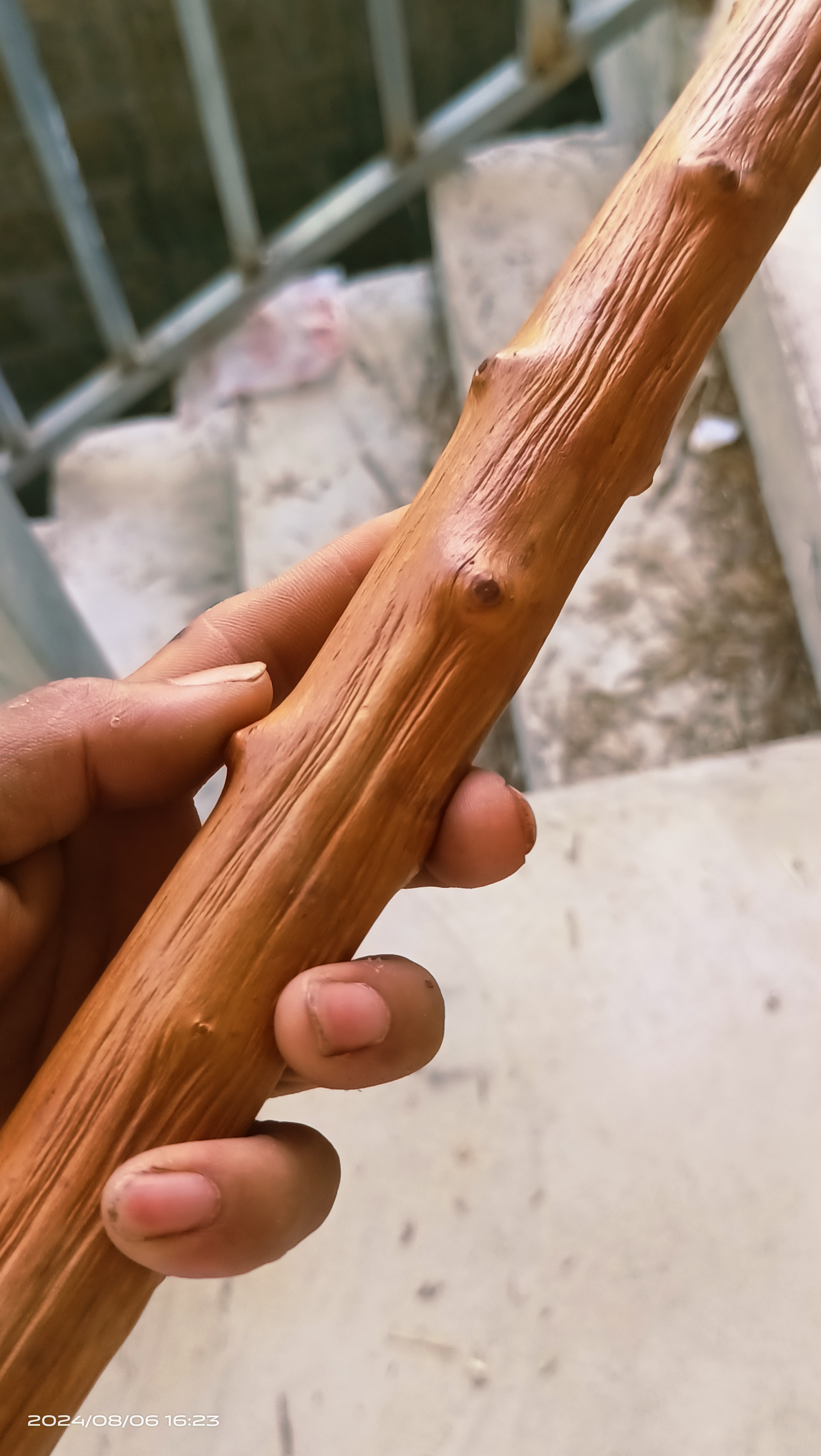 注:刚收到货不要放在通风口，不要暴晒