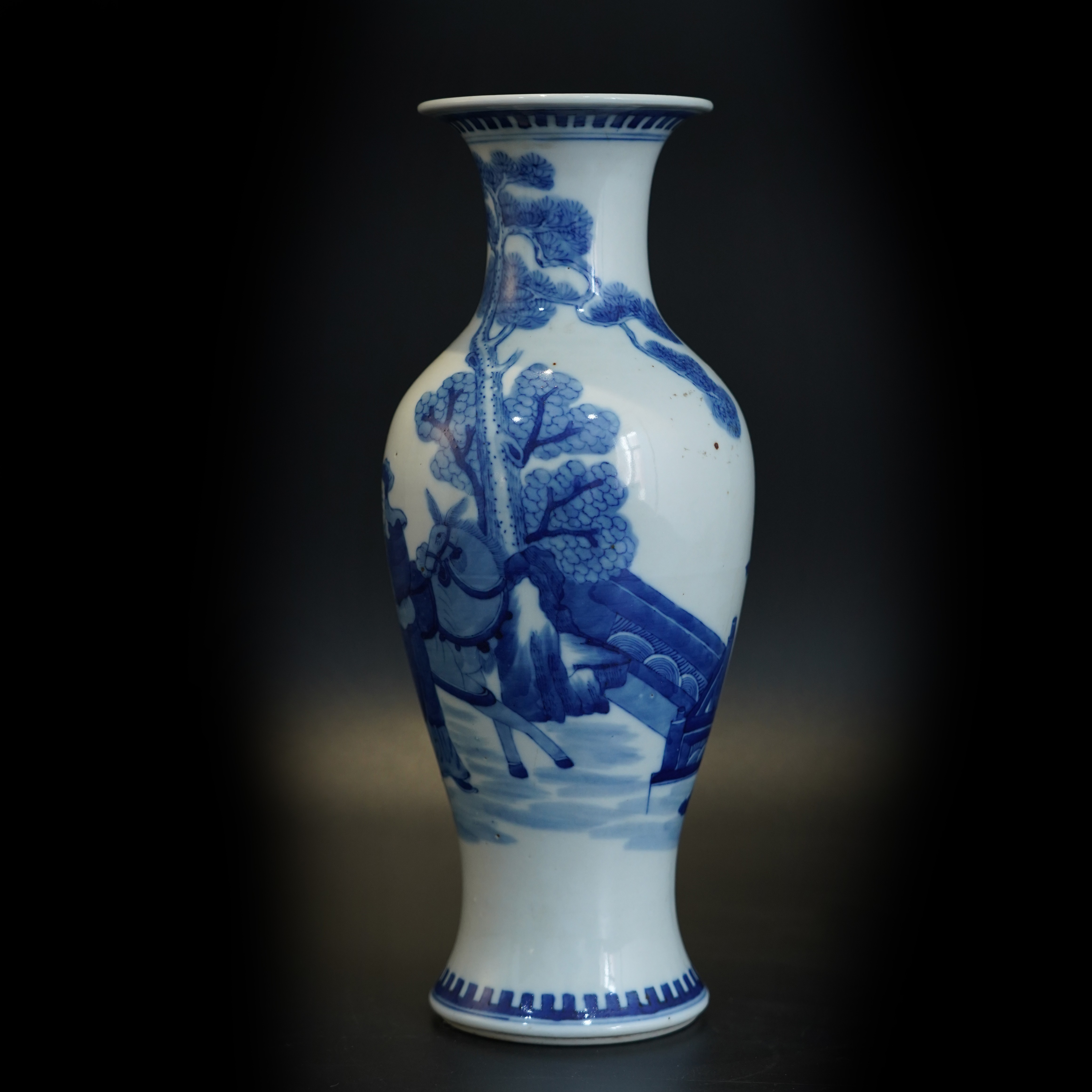 (AB7)S111410  青花人物故事纹凤尾瓶