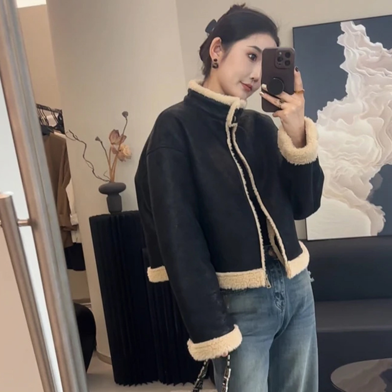 韩系2024冬季新款时尚复古立领小个子皮毛一体百搭羊羔毛短外套女