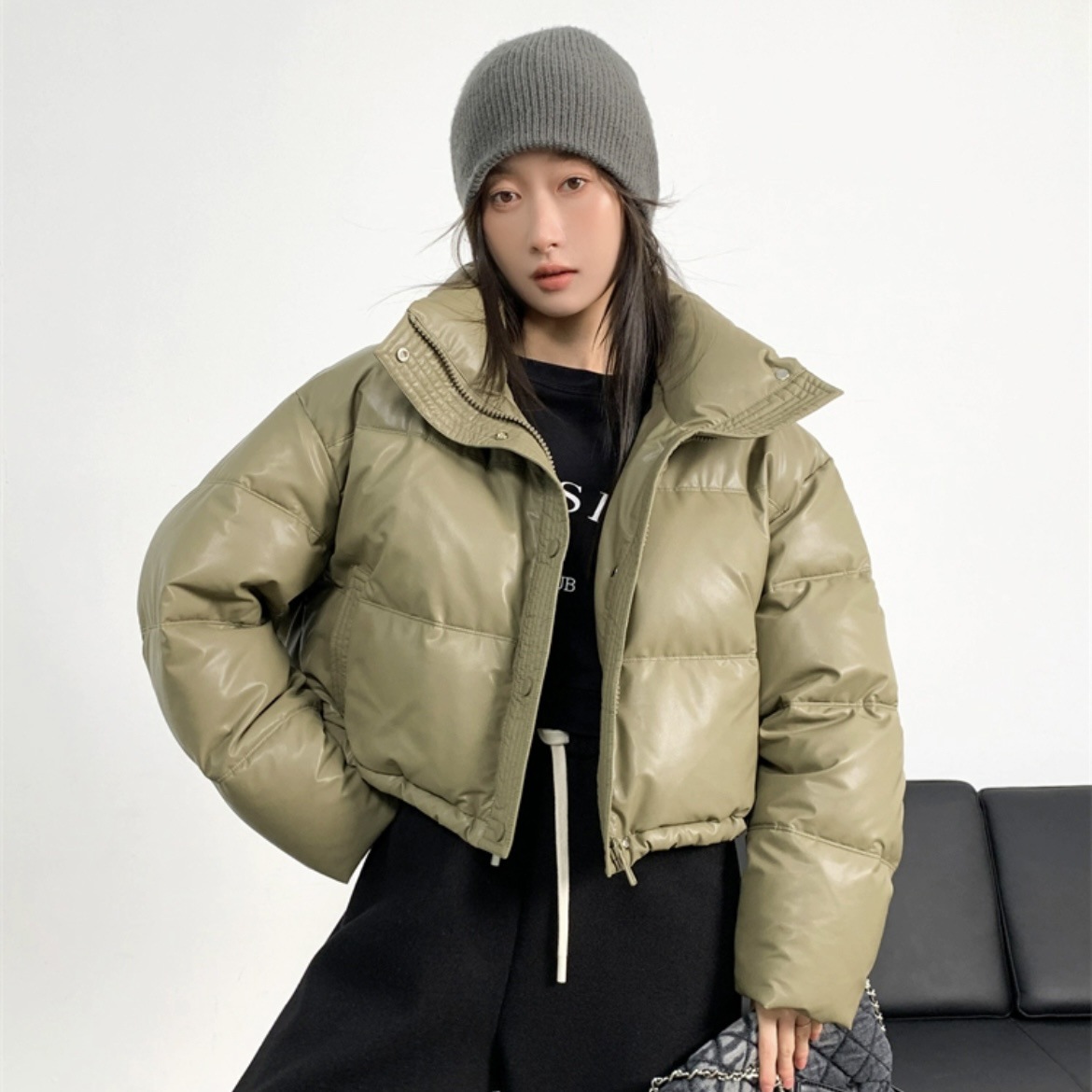 2024年新款羽绒服女短款韩版宽松加厚高端羽绒服时尚面包服