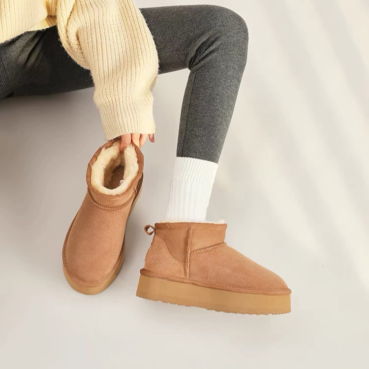 周冬雨4CMmini厚底雪地靴桑坡女短靴皮毛一体加厚雪地靴