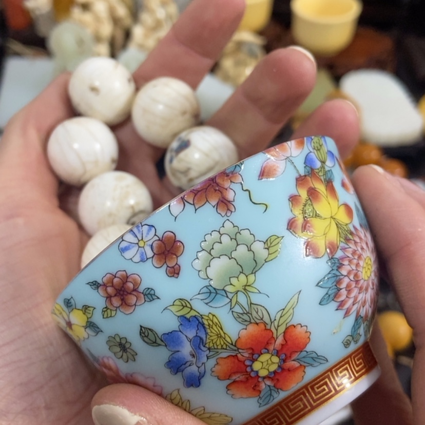 【闪购商品】瓷摆件等*