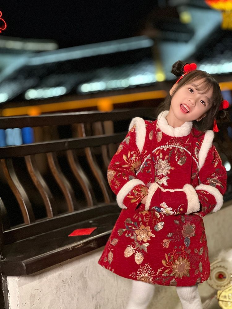 2024新款中国风儿童宝宝新年唐装喜庆衣服冬季女童洋气红色女孩