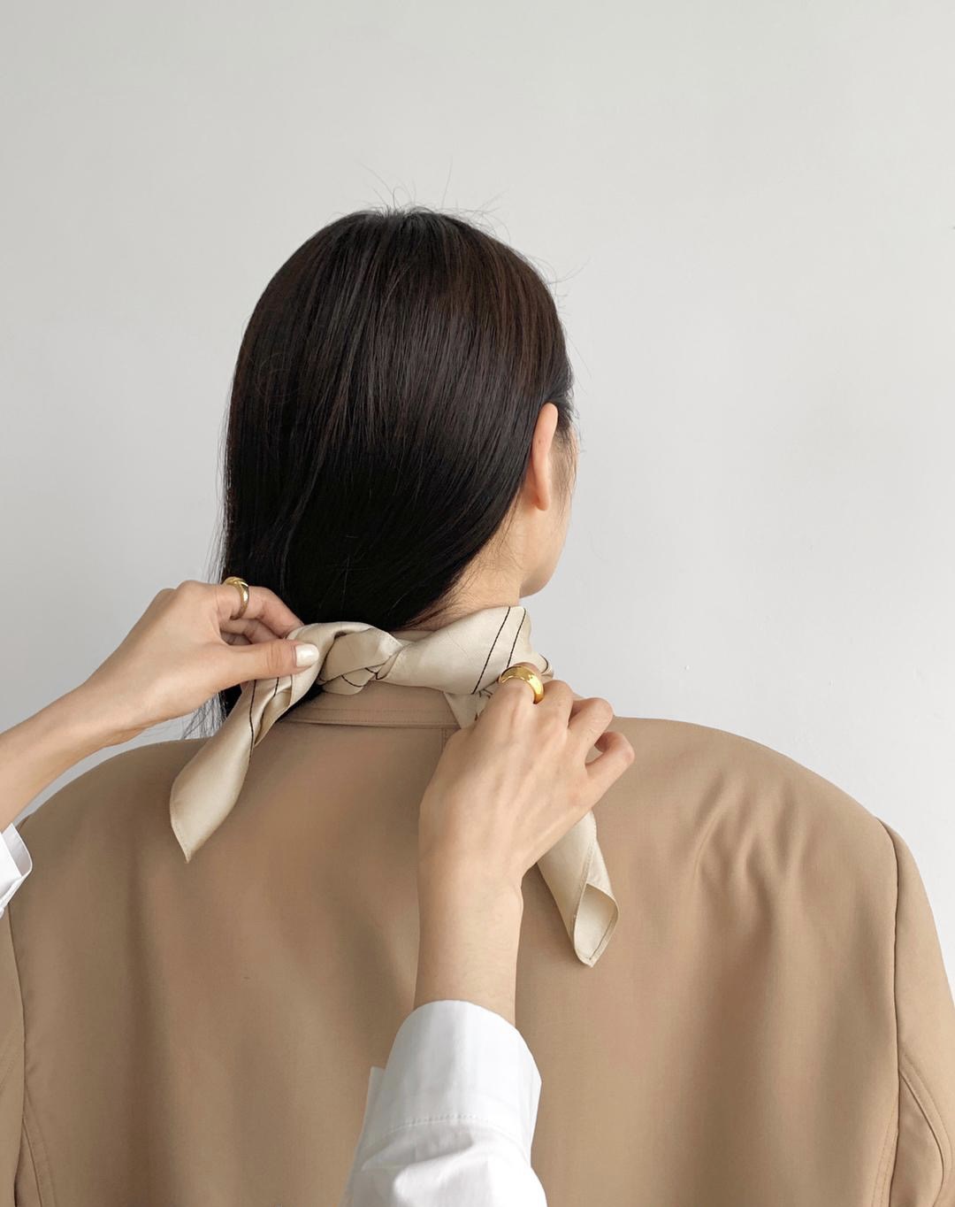 一一甄选通用简约打底衫时尚百搭