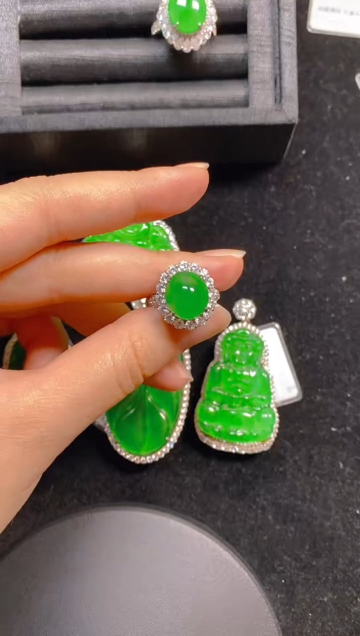 【闪购商品】翡翠戒指银S925镶嵌戒指