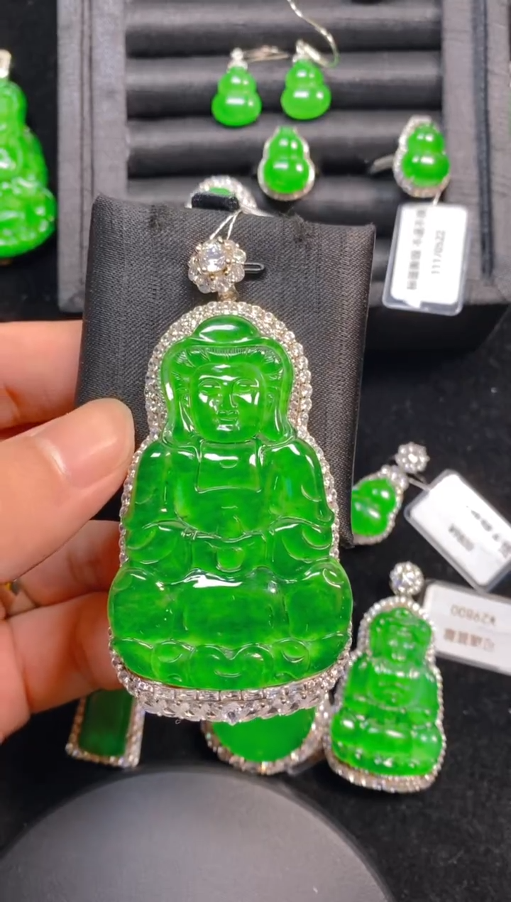 【闪购商品】翡翠吊坠银S925镶嵌吊坠